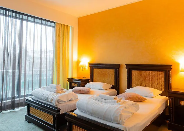 Отель Zodiac 4*